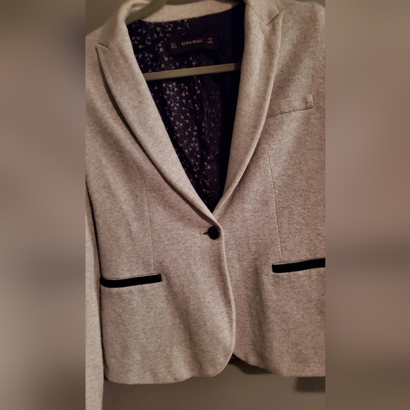 Zara Blazer - Picture 6 of 8